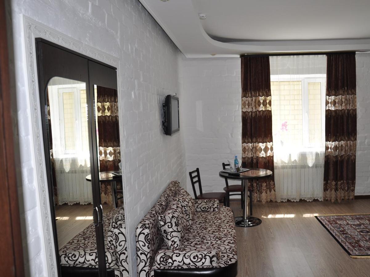 Astina Hotel Akmola Esterno foto