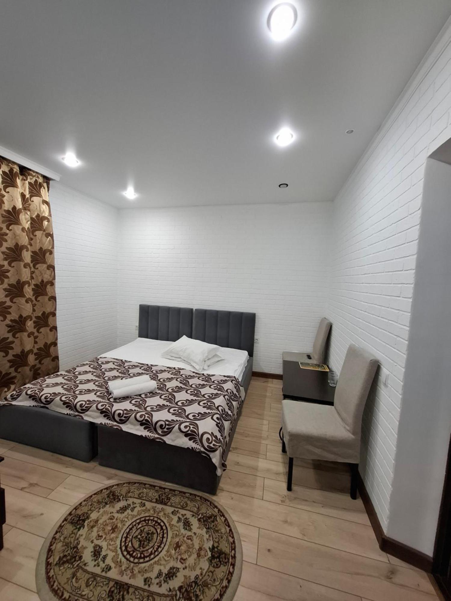 Astina Hotel Akmola Esterno foto