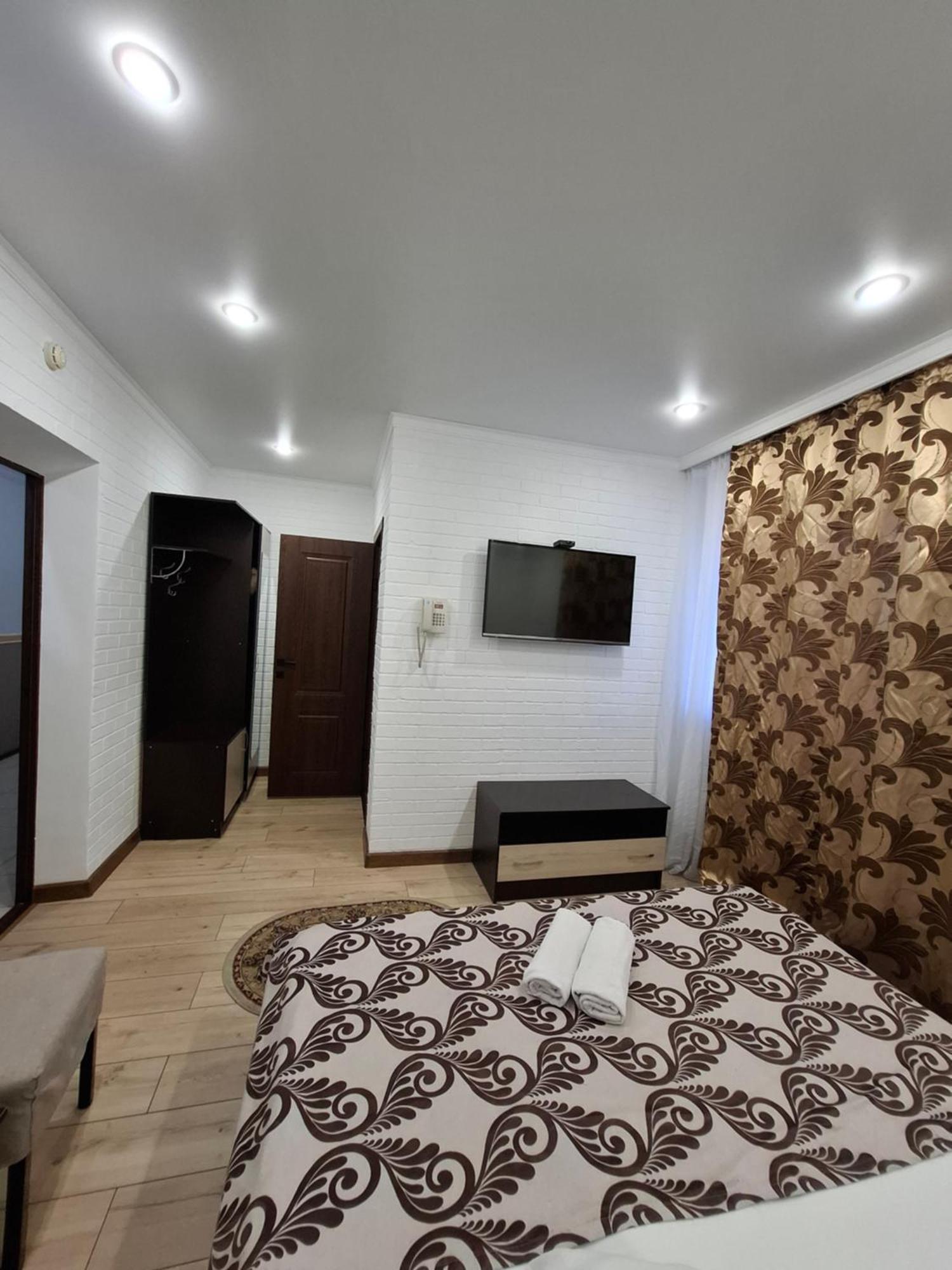 Astina Hotel Akmola Esterno foto