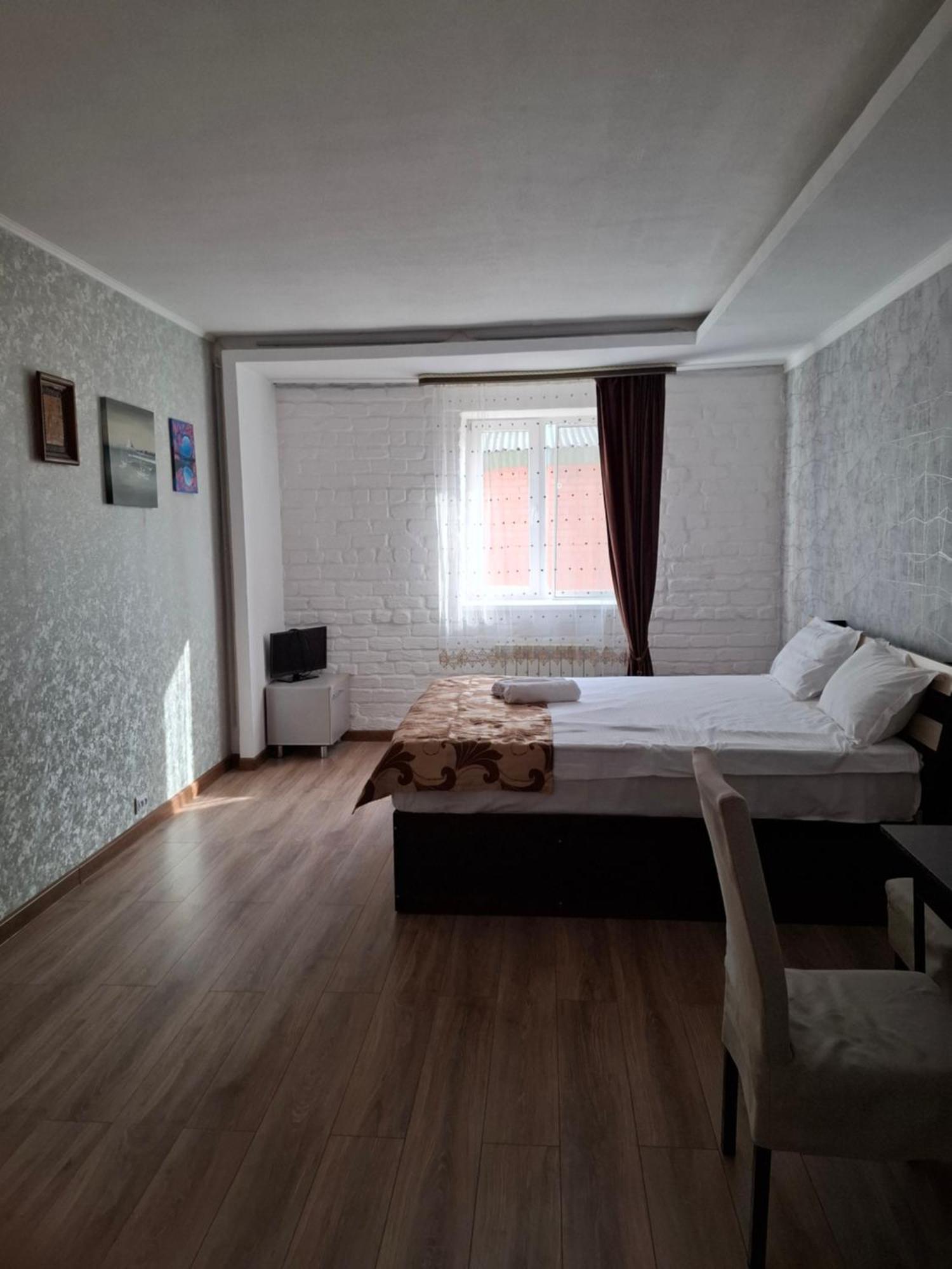 Astina Hotel Akmola Esterno foto