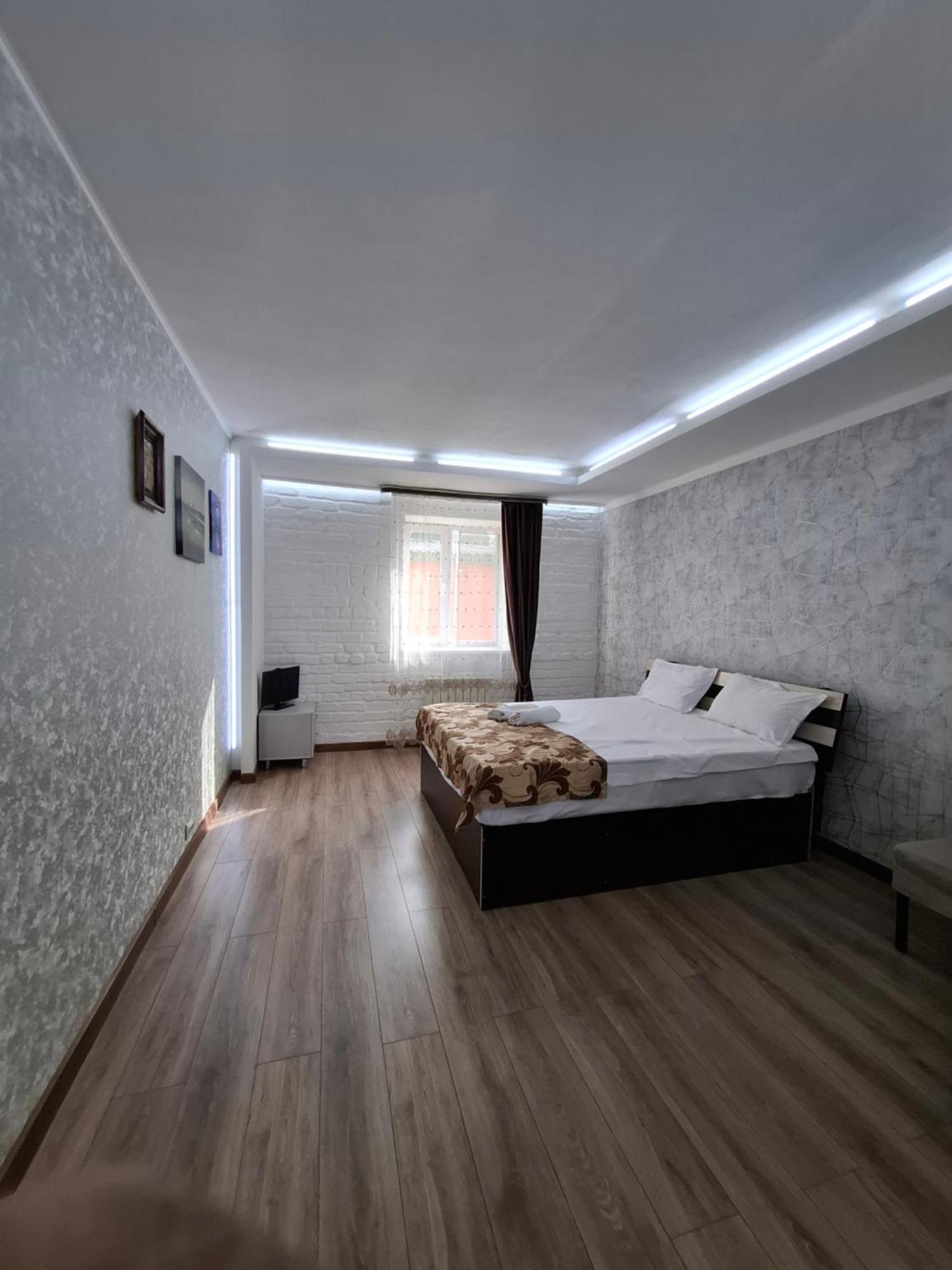 Astina Hotel Akmola Esterno foto