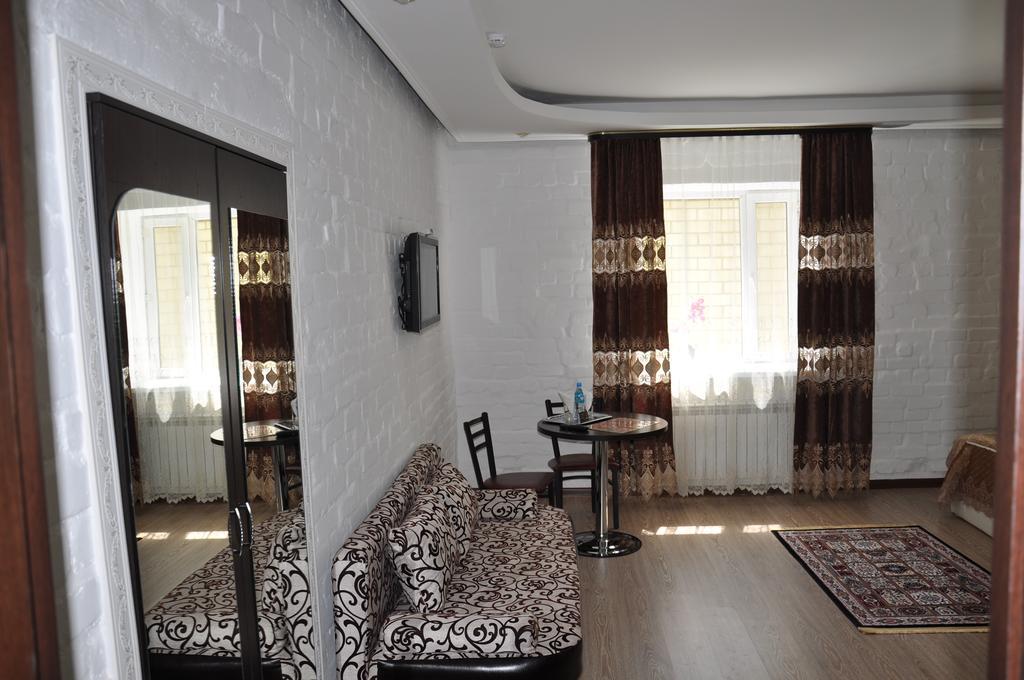 Astina Hotel Akmola Esterno foto